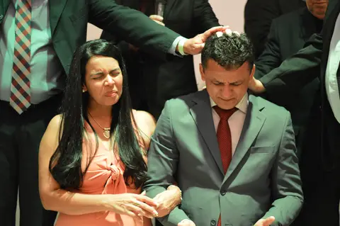 Cultos e celebrações · Registro 194